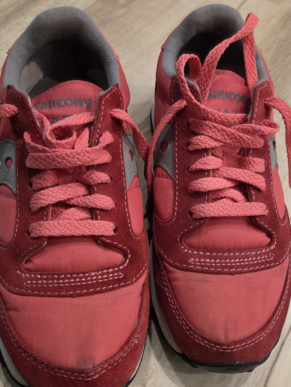 Saucony Dark Coral Red Running Shoes